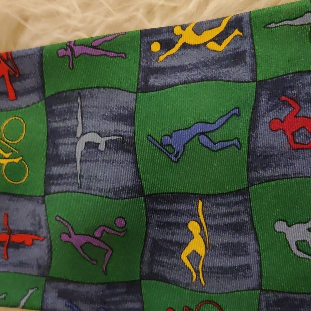 Men's 100% Silk  Vintage Olympic Games Tie - Picture 2 of 6